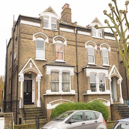 Veeve Apartment Dartmouth Park Road Tufnell Park Londra Esterno foto