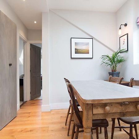 Veeve Apartment Dartmouth Park Road Tufnell Park Londra Esterno foto